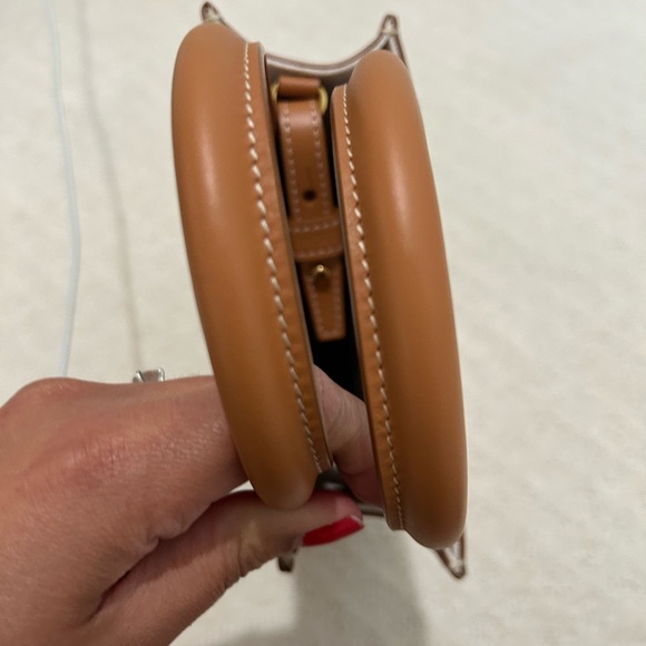 Celine Cabas Vertical Bag - Picture 4 of 8